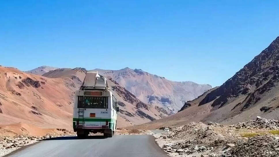 Delhi to Leh Bus