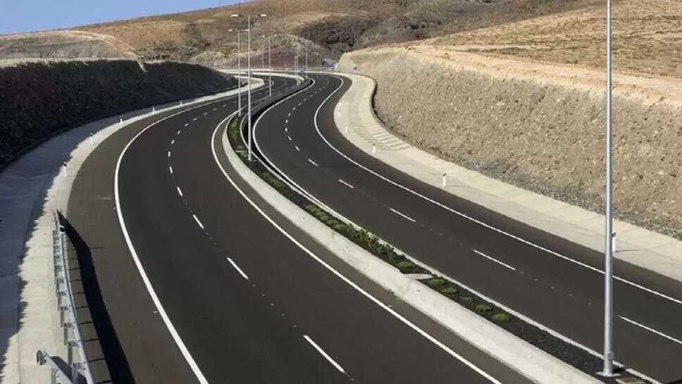 Four lane update